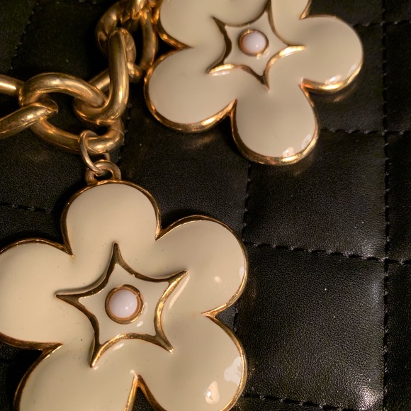 Vintage Escada Enamel flowers Necklace - Picture 4 of 8